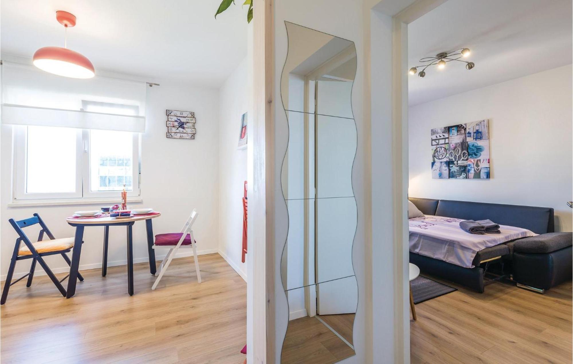Awesome apartment in Rijeka with Buitenkant foto
