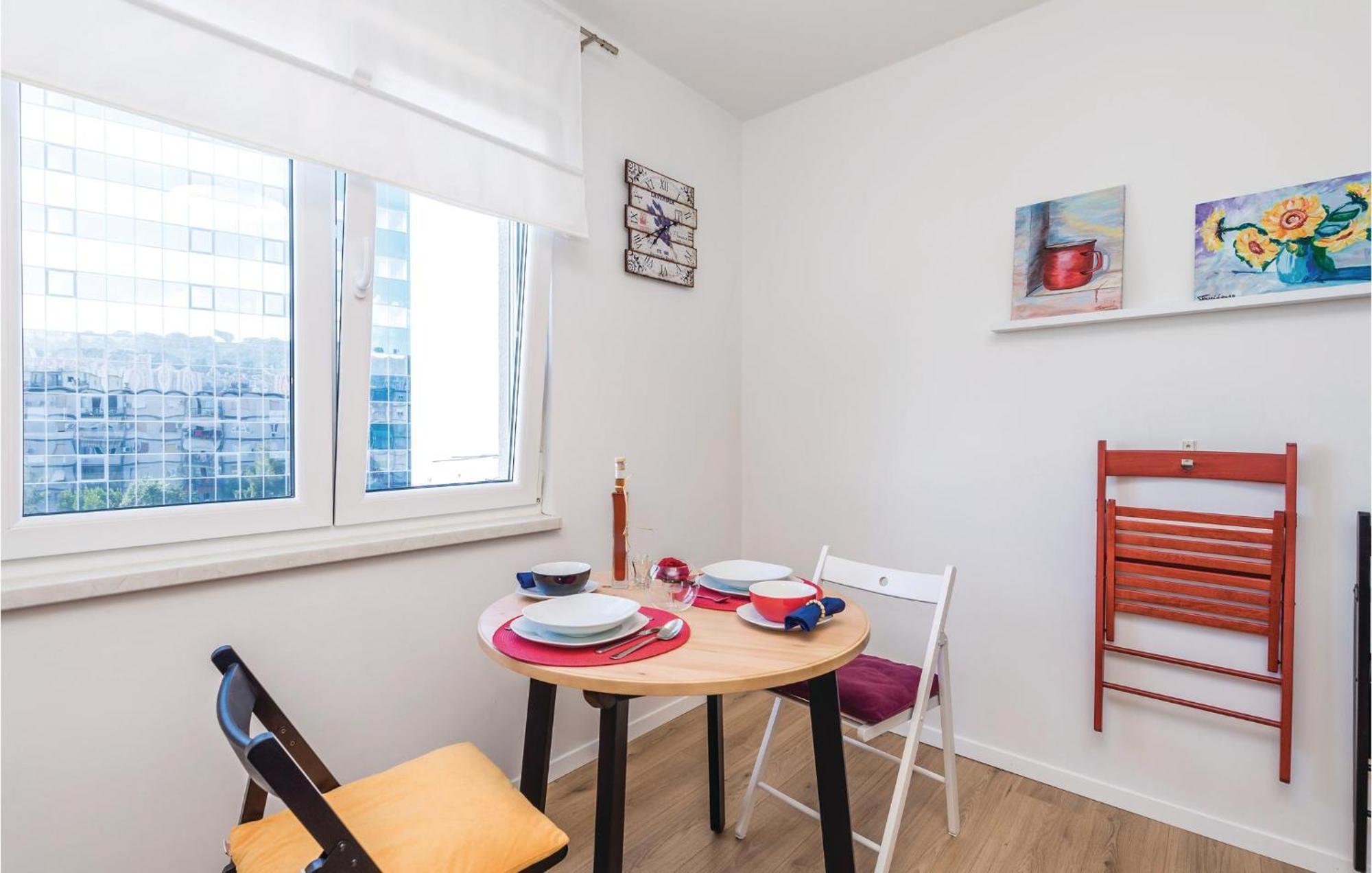 Awesome apartment in Rijeka with Buitenkant foto